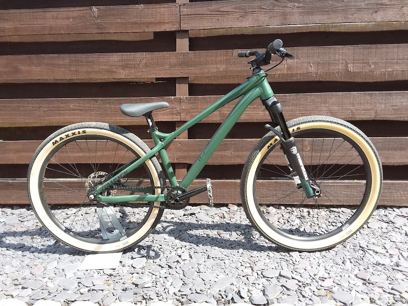 2018 commencal absolut