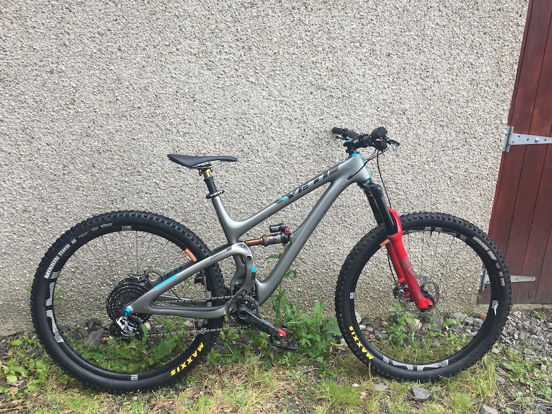 yeti sb5 shock size