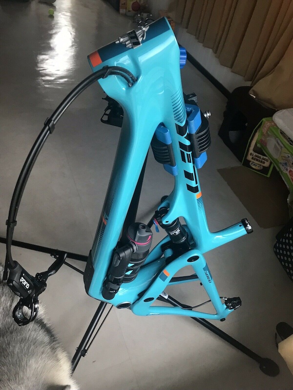 2019 Yeti SB100 Frame and Brakeset Medium like new For Sale