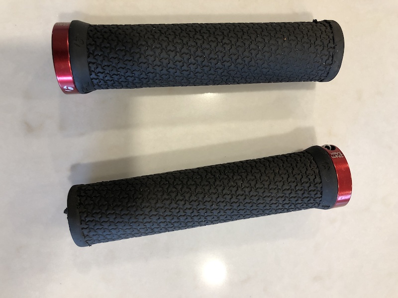 bontrager lock on grips