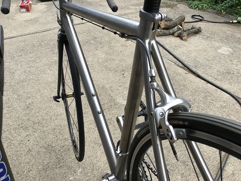 airborne valkyrie titanium road bike