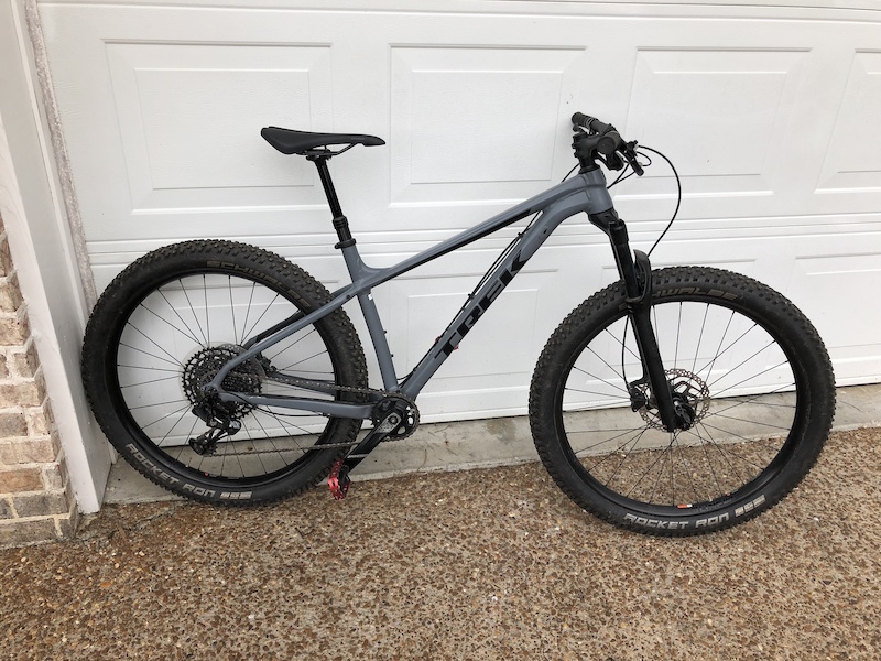 2019 trek roscoe 8