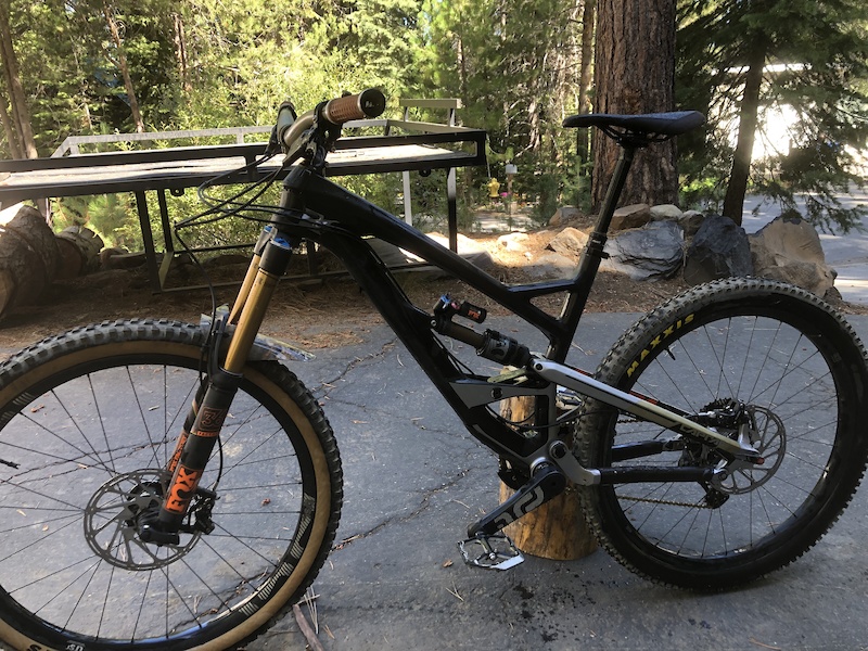 2017 yt capra pro race