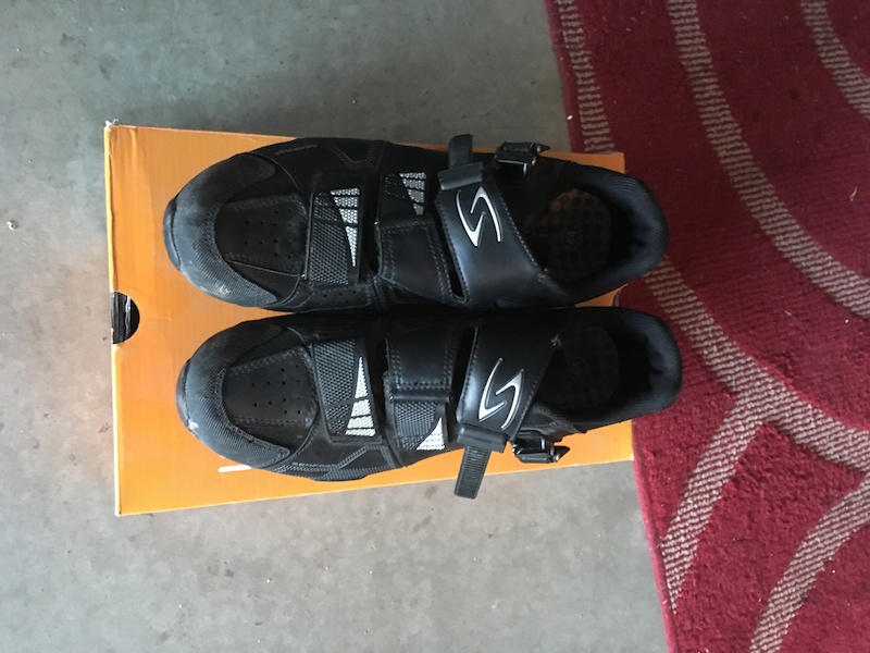 Serfas clipless riding shoes size 10 For Sale