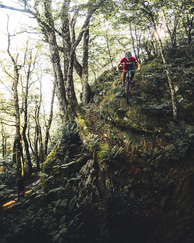 Daniel West tackles a steep and slick rock roll on privately owned trails in Western North Carolina.
Photo: Matt Jones (instagram: @mtjphoto )
Rider: Daniel West (instagram: @danielwest330)