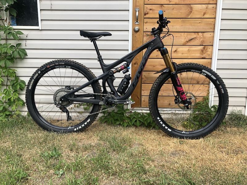 2019 pivot mach 5.5 review
