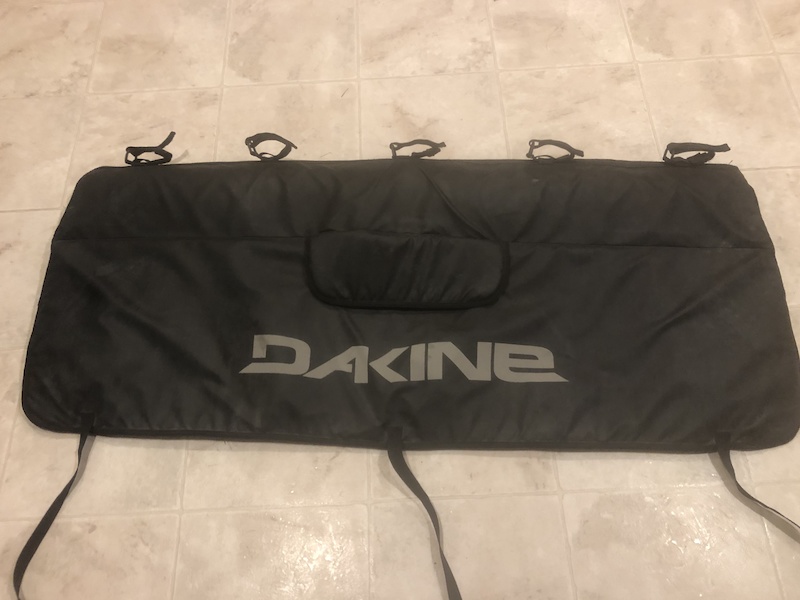 Dakine Tailgate Surf Pad - Protective Mat For Transporting Surf & SUP Boards In Pickup Trucks