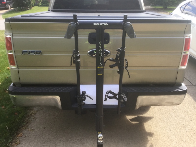 Saris 4 bike rack with trailer ball hitch For Sale