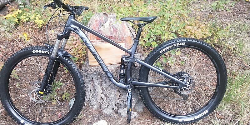 genesis 2900 max air mountain bike