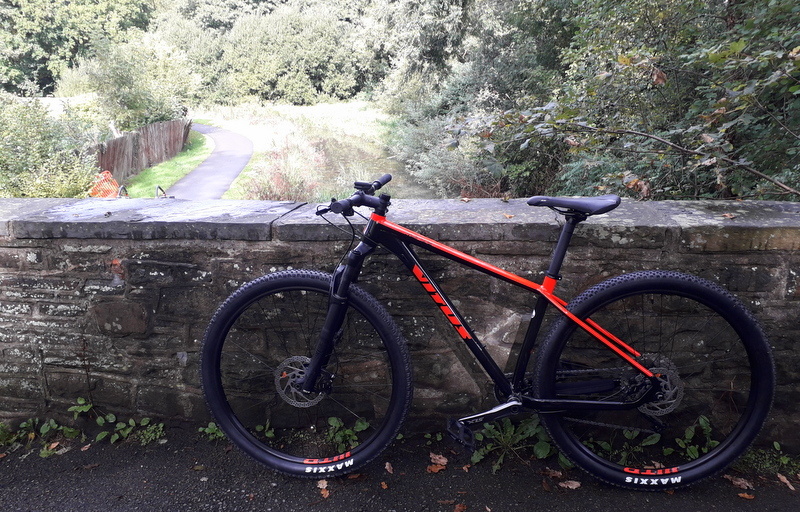 XC project bike with Guru Kev...this could be the FSi beater ? Cheers Kev