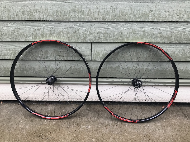 stans flow mk3 wheelset 27.5