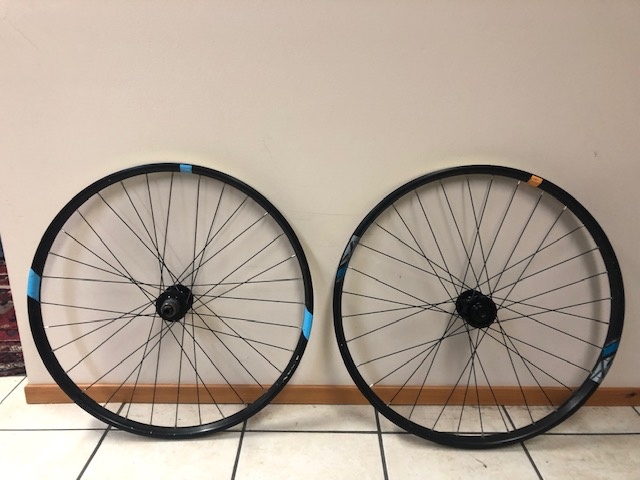 27.5 plus boost rear wheel