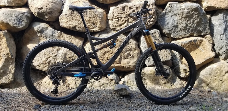 2019 pivot mach 6