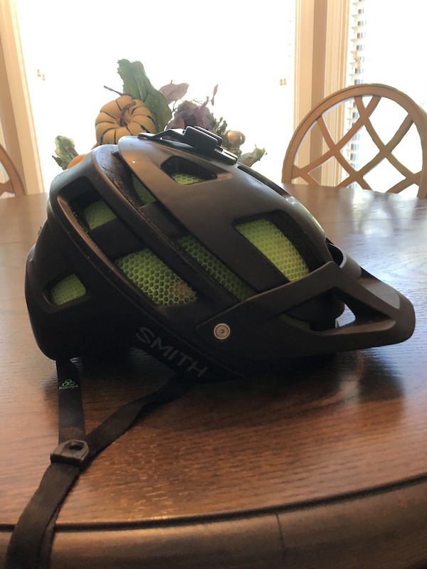2019 Smith Forefront 2 MIPS (Medium) For Sale