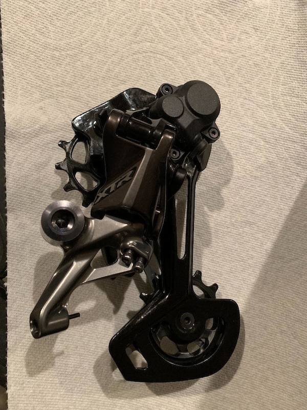 m9100 rear derailleur