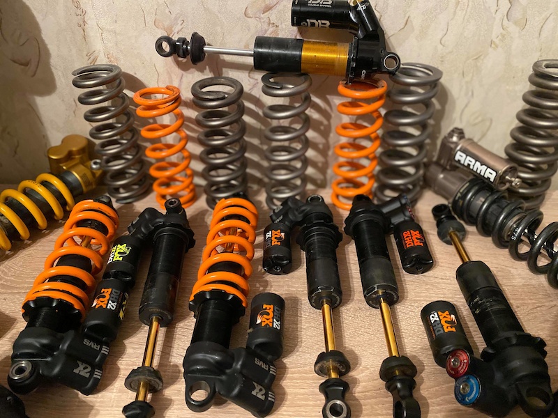 Shocks Fox DH X2 / Ohlins TTX / RC4 / EXT ARMA For Sale