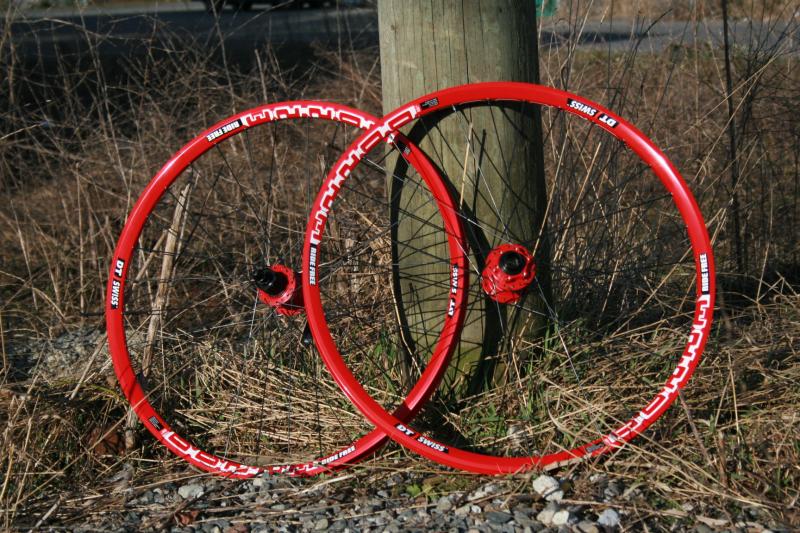 Wetenschap Overtuiging veel plezier DT Swiss E2200 - Red is the new White - Pinkbike