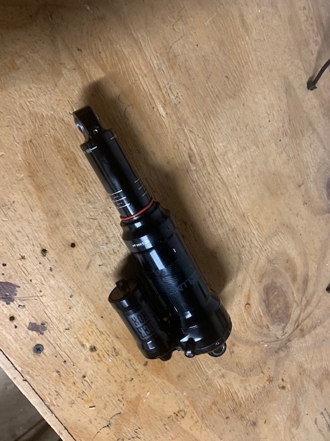 230x60 shock