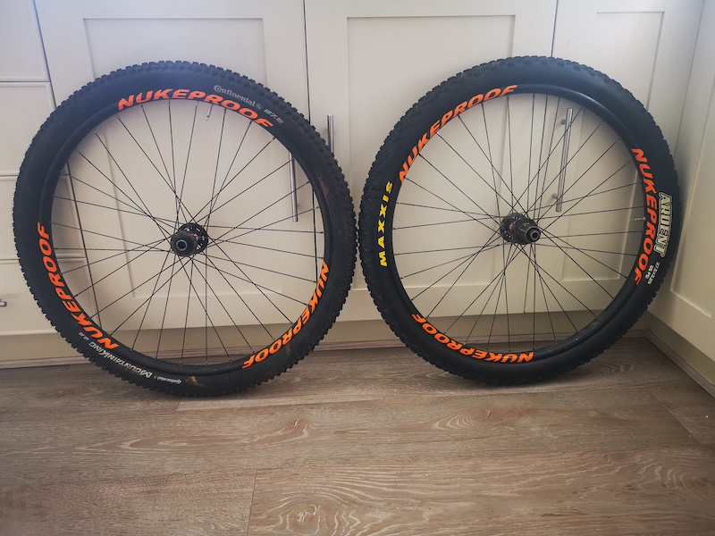 27.5 142x12 rear wheel