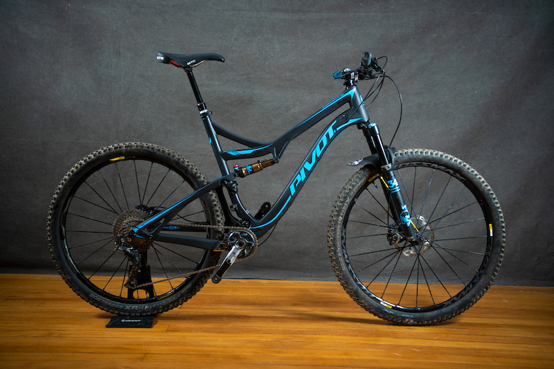 2017 pivot mach 429 sl