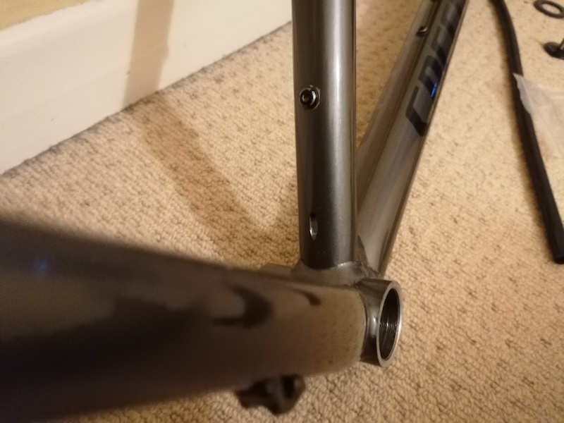 Specialized Chizel Medium Frame and bits
