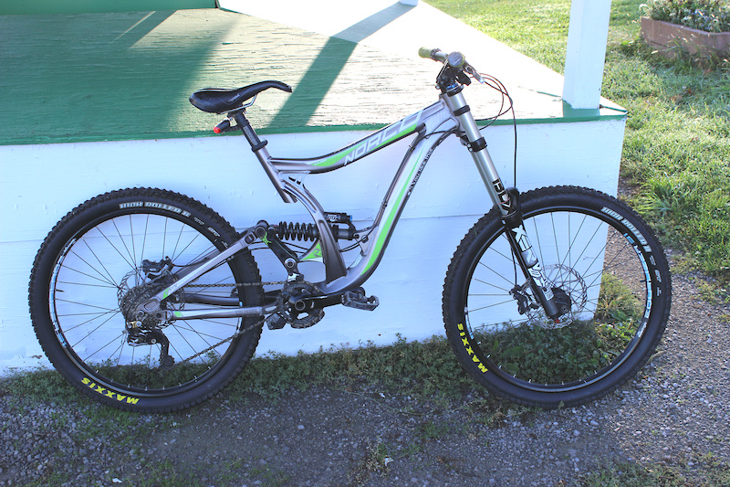 2011 norco a line