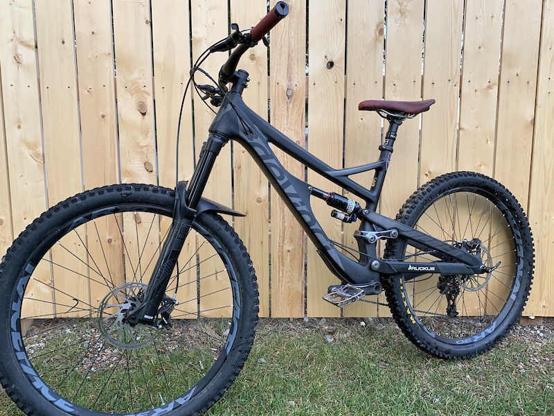 2017 devinci spartan carbon