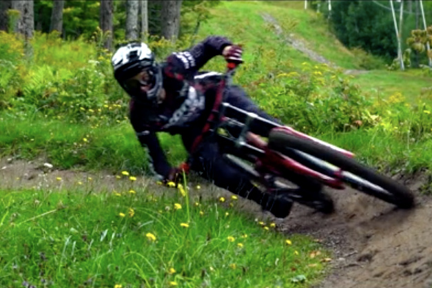 Video: 15 Year Old Slays Bike Park in Bromont - Pinkbike.com