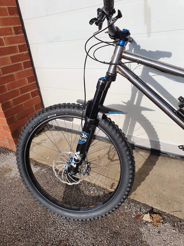 in Dorking, United Kingdom photo by staticjadesmoves Pinkbike