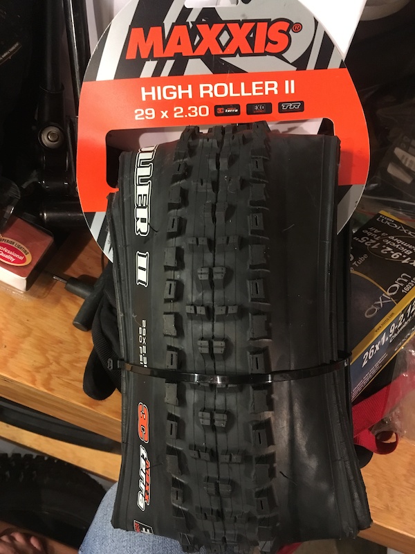 maxxis high roller tan wall