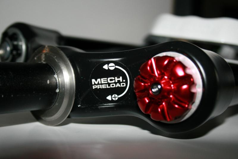 2008 Marzocchi 66RC3-preload adjuster knob.