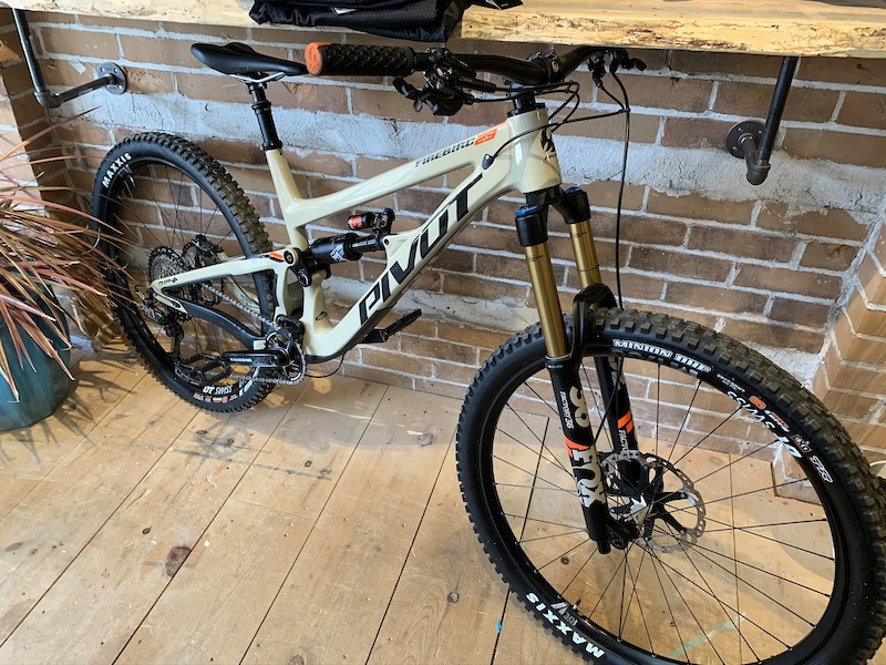 pivot firebird 2020