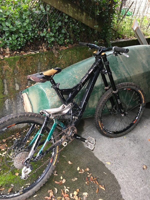 specialized demo 2005