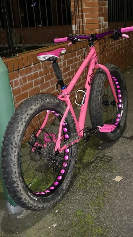 With the help of the maestro, the pink lady is ready for her maiden voyage. Kev took the final pics of this build.