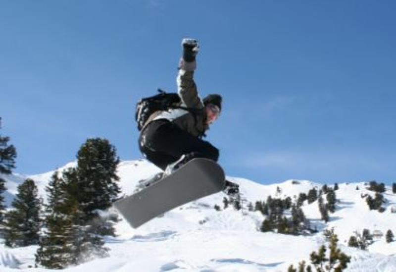 cool snowboarding tricks