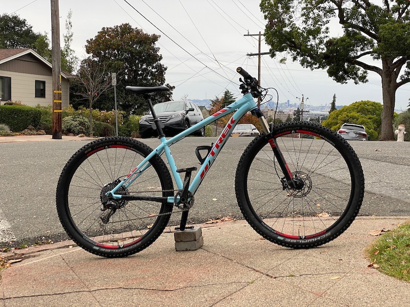 2017 Trek X-Caliber 8 (dropper post 