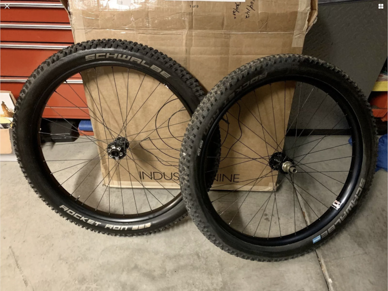 velocity dually 27.5