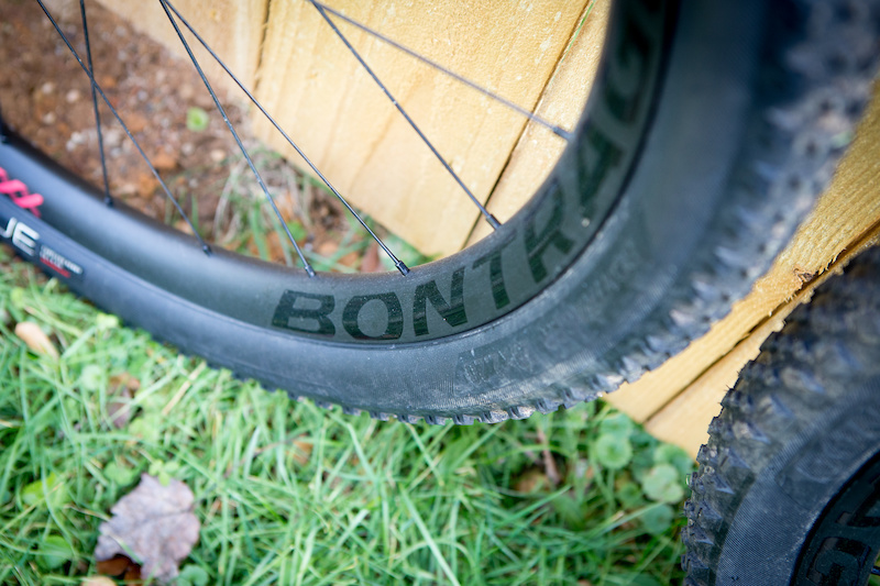 800px x 533px - Review: Bontrager's 1,290g Kovee XXX Wheelset - Pinkbike
