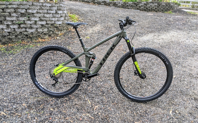 2019 Trek Full Stache 8 29