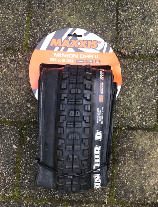 maxxis dhf 27.5 x2 5