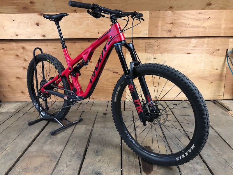 2019 pivot mach 5.5 review