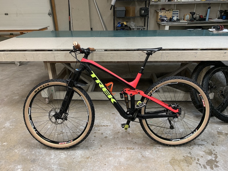 2017 Trek Fuel EX Project One 19.5 frame size For Sale