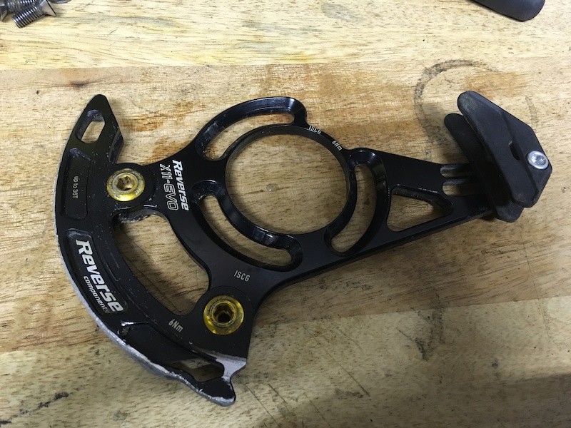 2016 Reverse Legend Evo DH cranks, guide, guard, 83mm BB For Sale