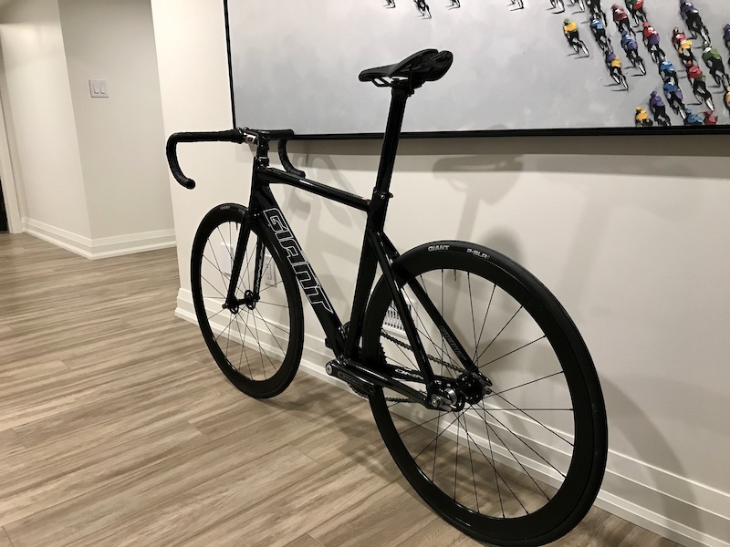 2017 Giant Omnium Track Bike (PRICE DROP!) For Sale