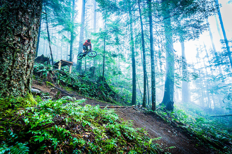 Conditions couldn't have been any better for a late December day in Squamish. A big sender and the fog rolling in to create the classic shore feel on one of Squamishes best new trails.