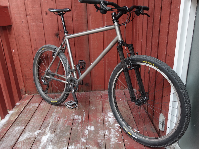 Kit Cadre VTT Titane Leon Tibus, Tailles S à M/L à 990€ chez