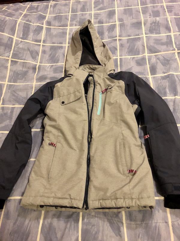 Girls Orage ski jacket / pants Youth large For Sale