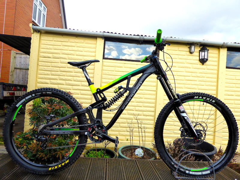 realm 21 speed mountain bike