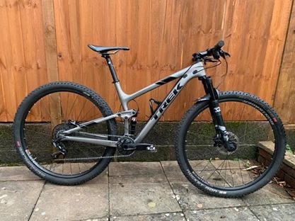 2018 trek top fuel 9.8 blue book