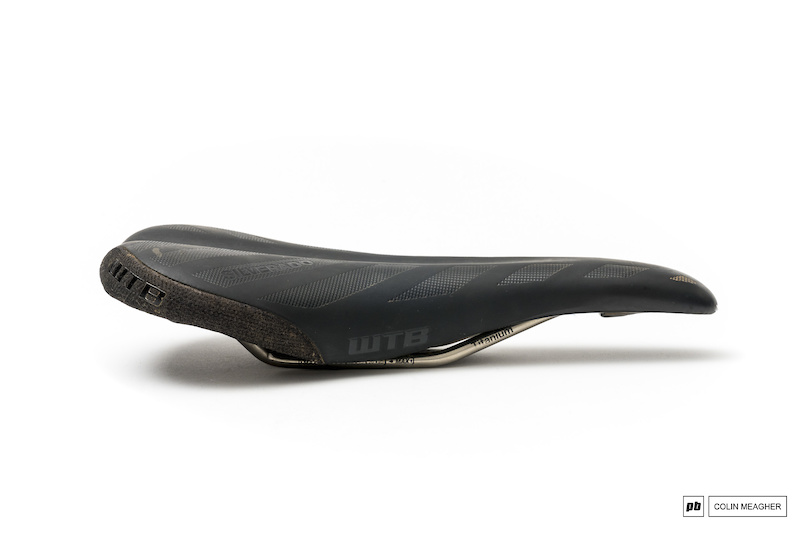 bontrager sport bike saddle